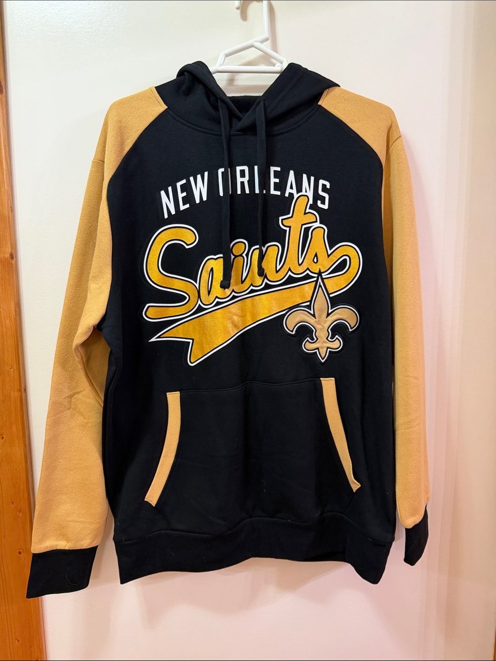 NFL New Orleans Saints Black and Gold Crewneck Pullover Hoodie Size Large